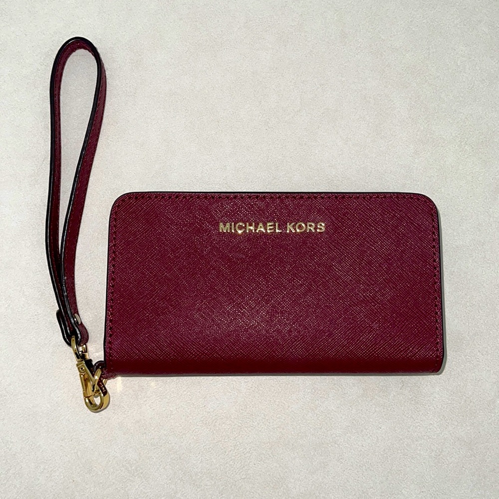Michael Kors Phone Wristlet (purple)